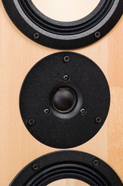 Contrast audio Soul. 3-way floorstanding audiophile speaker system.