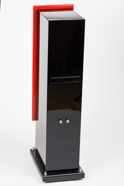 Contrast audio Soul. 3-way floorstanding audiophile speaker system.